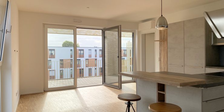 Nippes in perfekt + zeitlich befristet + Parkett + EBK + Klima + TG